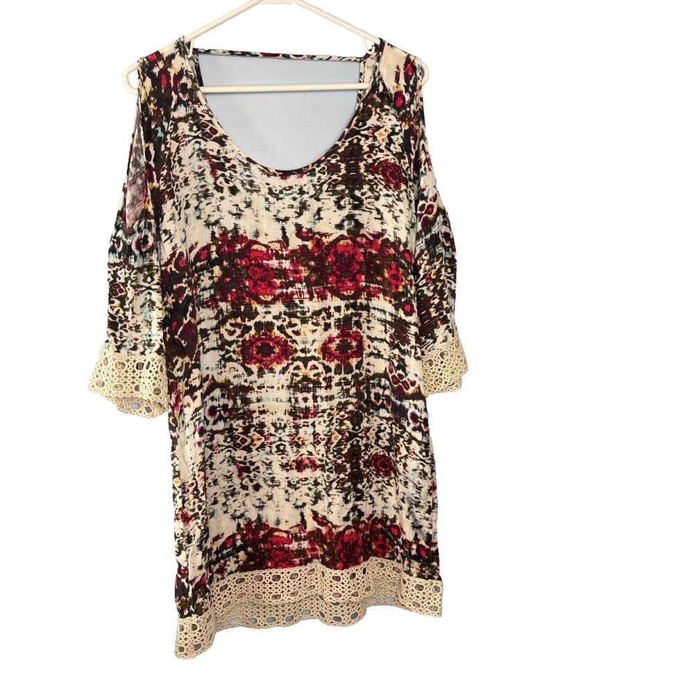 GLAM Boho Cold Shoulder Tunic Top Crochet Lace Trim Abstract Pattern M